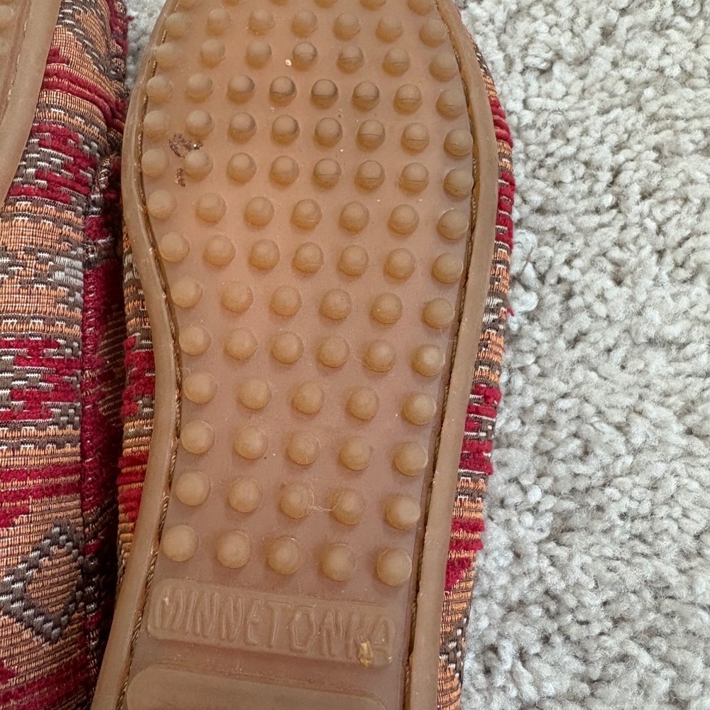 Minnetonka Women's Moccasin Slippers Aztec Woven Textile Slip On Shoes Size 5.5 - Picture 7 of 8
